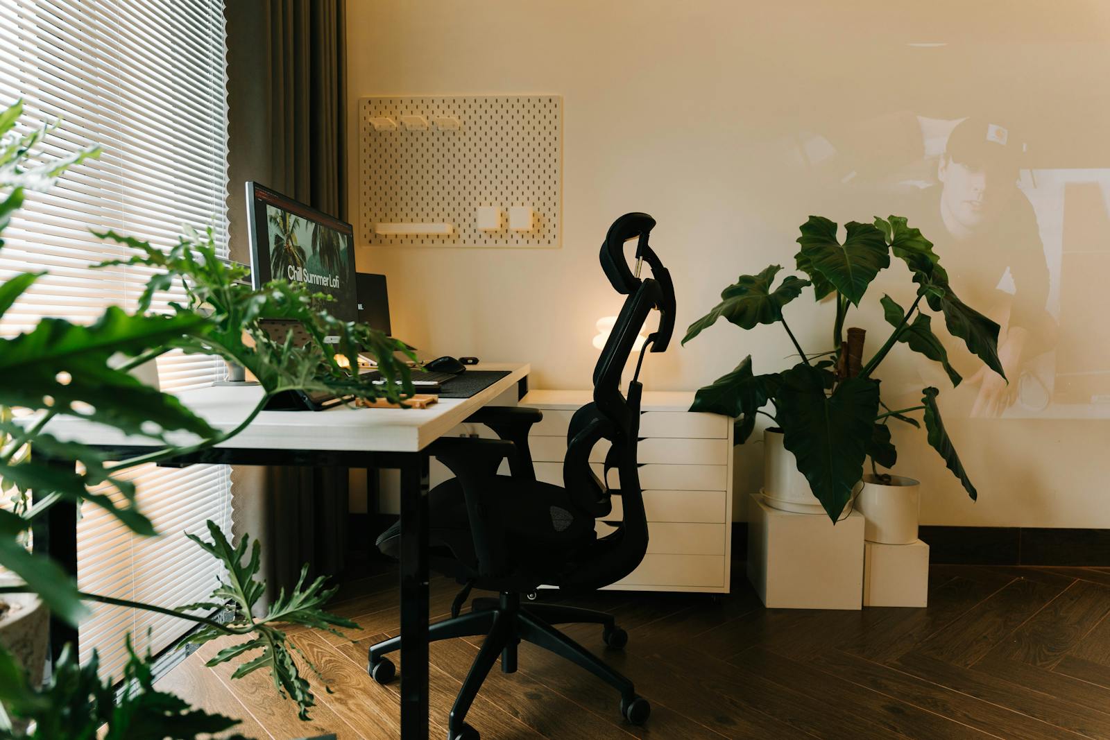 Commercial Office Deep Cleaning: Singapore Standards