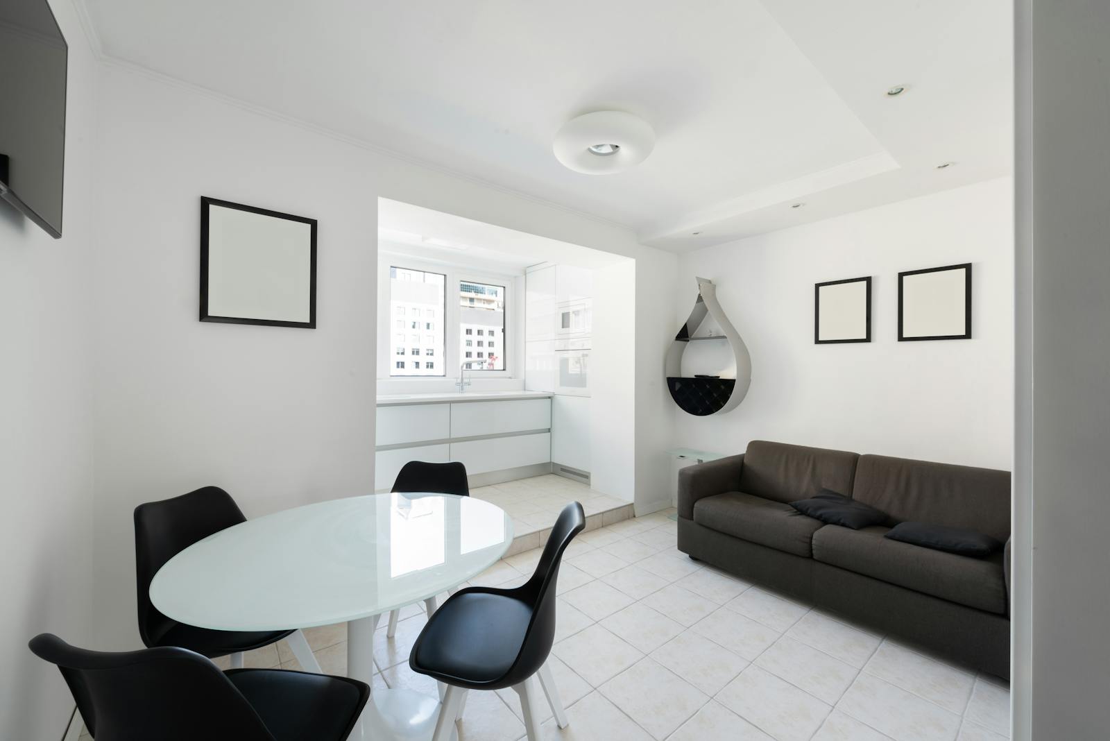 Deep Cleaning Condos: Singapore’s Urban Lifestyle