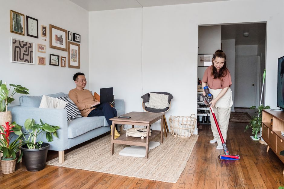 How long does a house clean take in a Singapore flat?